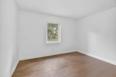 9734 Alaska Circle Boca Raton FL 33434