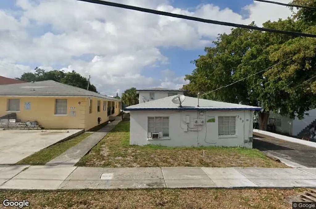 709 11th Street West Palm Beach FL 33401
