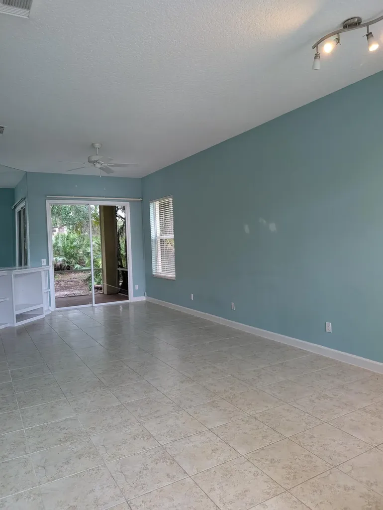 708 SW Saint Vincent Cove Port St Lucie FL 34986