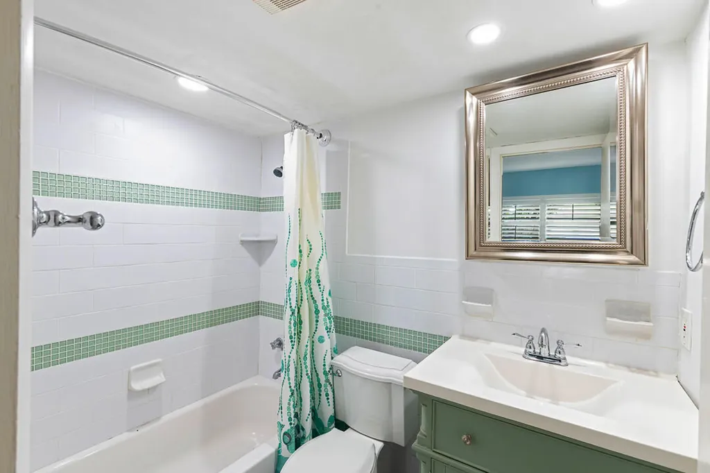 3351 Spanish Trail Delray Beach FL 33483