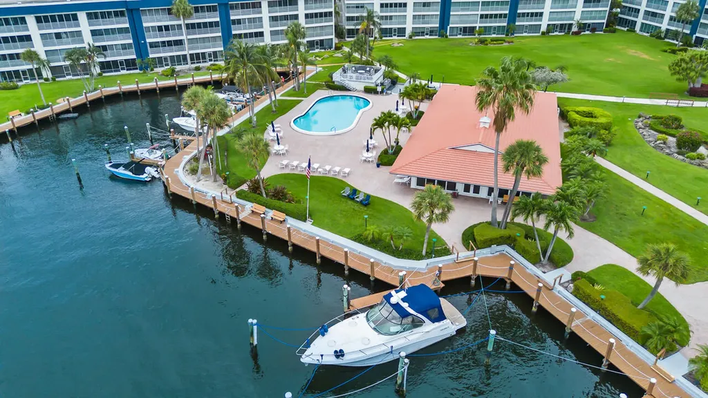 3351 Spanish Trail Delray Beach FL 33483