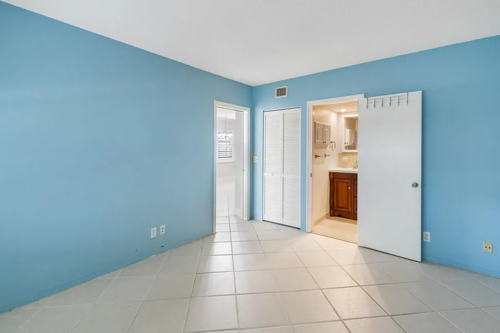 3351 Spanish Trail Delray Beach FL 33483