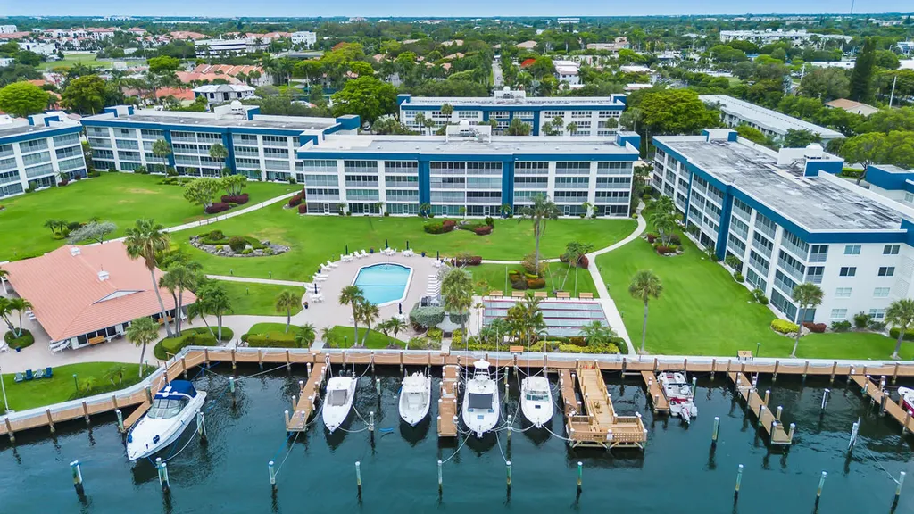 3351 Spanish Trail Delray Beach FL 33483