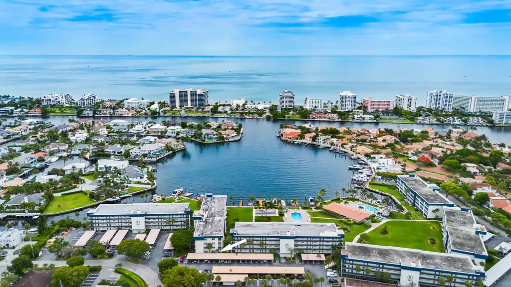 3351 Spanish Trail Delray Beach FL 33483