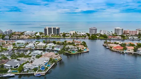 3351 Spanish Trail Delray Beach FL 33483