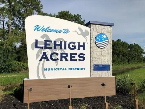 1248 Cordoba Street E Lehigh Acres FL 33974