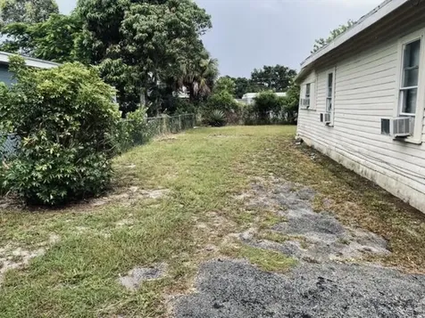 1610 N 14th Street Fort Pierce FL 34950