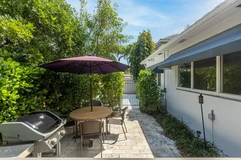 1620 NE 8th Street Fort Lauderdale FL 33304