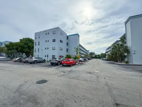 604 NE 2nd Street Dania Beach FL 33004