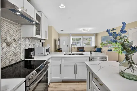 140 W 31st Court Riviera Beach FL 33404