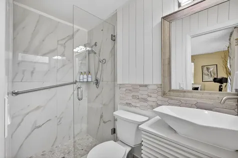 140 W 31st Court Riviera Beach FL 33404