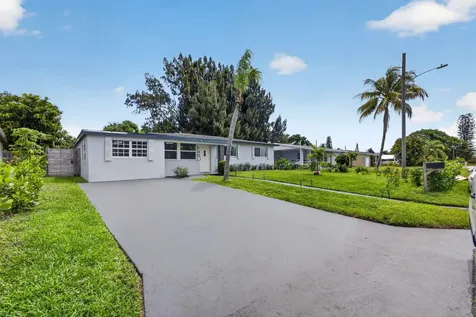 140 W 31st Court Riviera Beach FL 33404