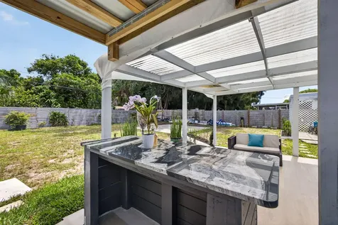 140 W 31st Court Riviera Beach FL 33404