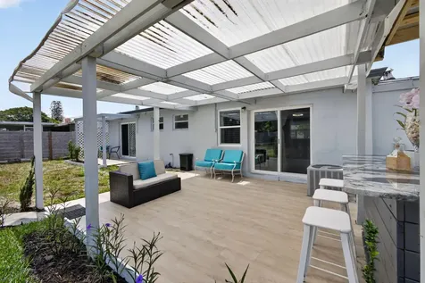 140 W 31st Court Riviera Beach FL 33404