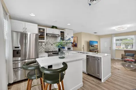 140 W 31st Court Riviera Beach FL 33404