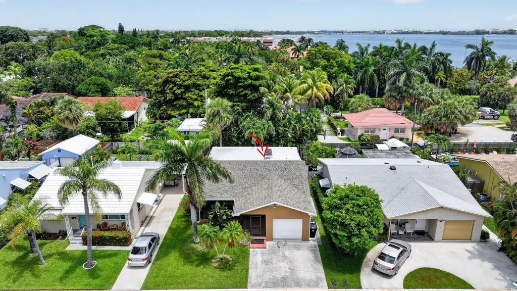 70 18th Avenue S Lake Worth Beach FL 33460