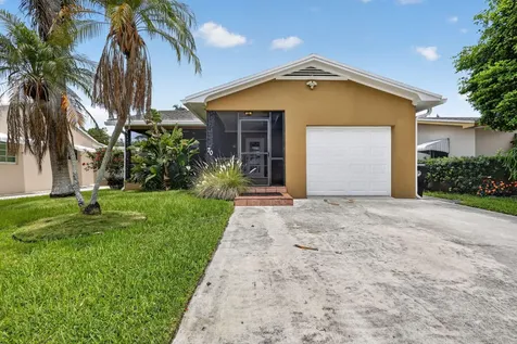 70 18th Avenue S Lake Worth Beach FL 33460