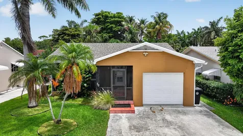 70 18th Avenue S Lake Worth Beach FL 33460