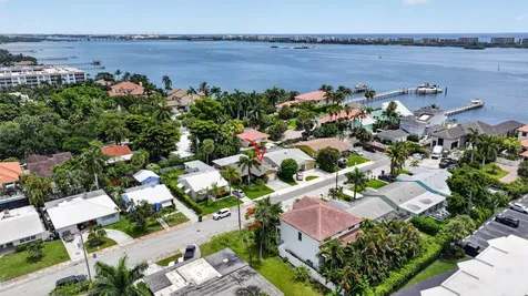 70 18th Avenue S Lake Worth Beach FL 33460