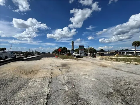 123 U.s. 27 Lake Placid FL 33852