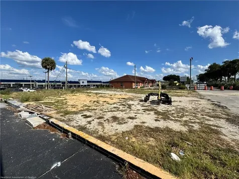 123 U.s. 27 Lake Placid FL 33852