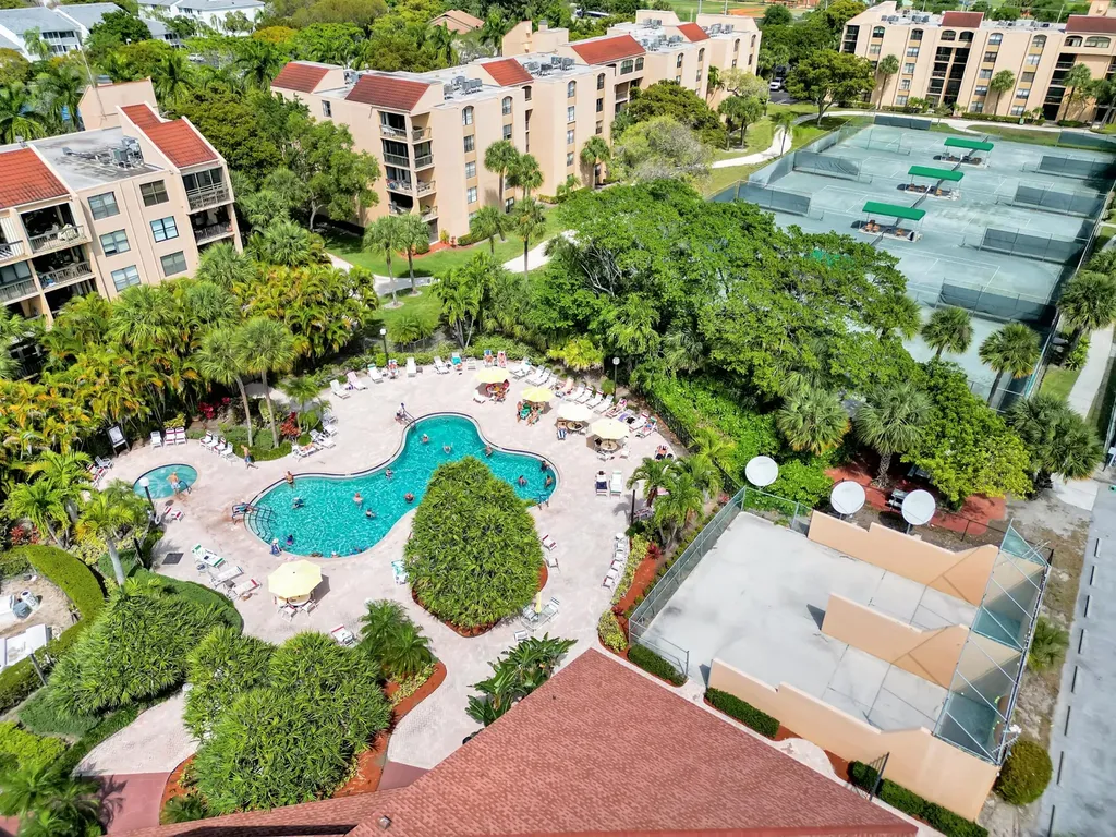 450 Egret Circle Delray Beach FL 33444