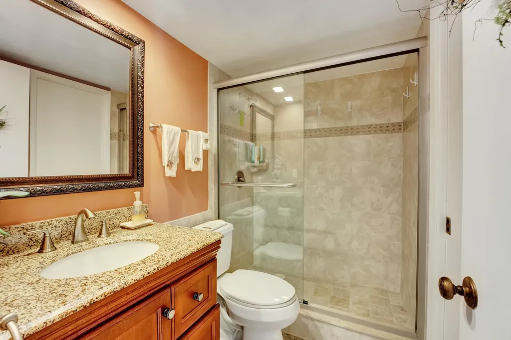 450 Egret Circle Delray Beach FL 33444