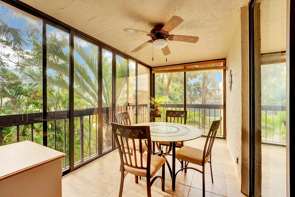 450 Egret Circle Delray Beach FL 33444
