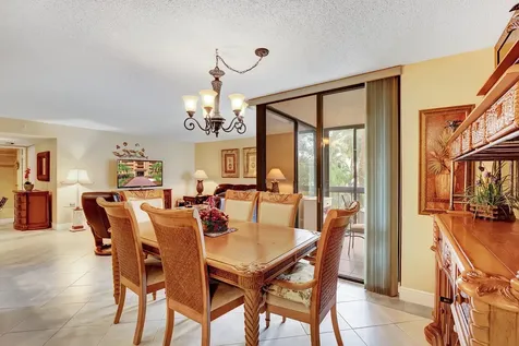 450 Egret Circle Delray Beach FL 33444