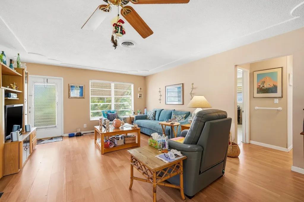 1251 NW 46th Court Fort Lauderdale FL 33309