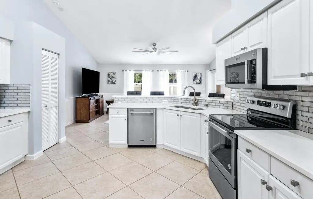 12898 Buckland Street Wellington FL 33414
