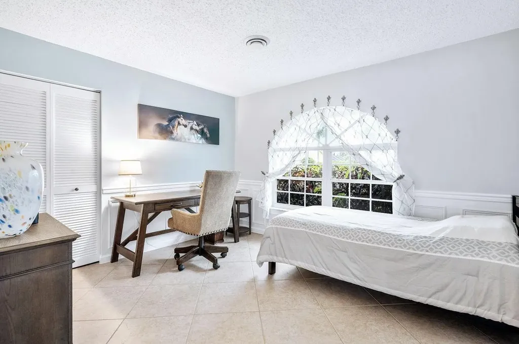 12898 Buckland Street Wellington FL 33414