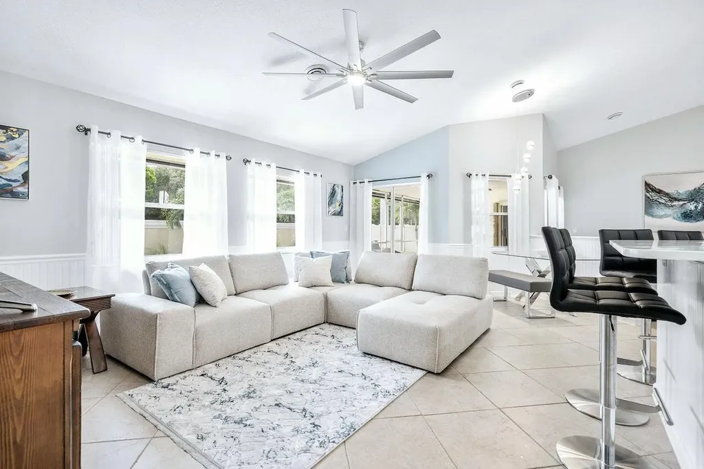 12898 Buckland Street Wellington FL 33414