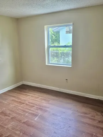 1216 Giller Avenue Mangonia Park FL 33407
