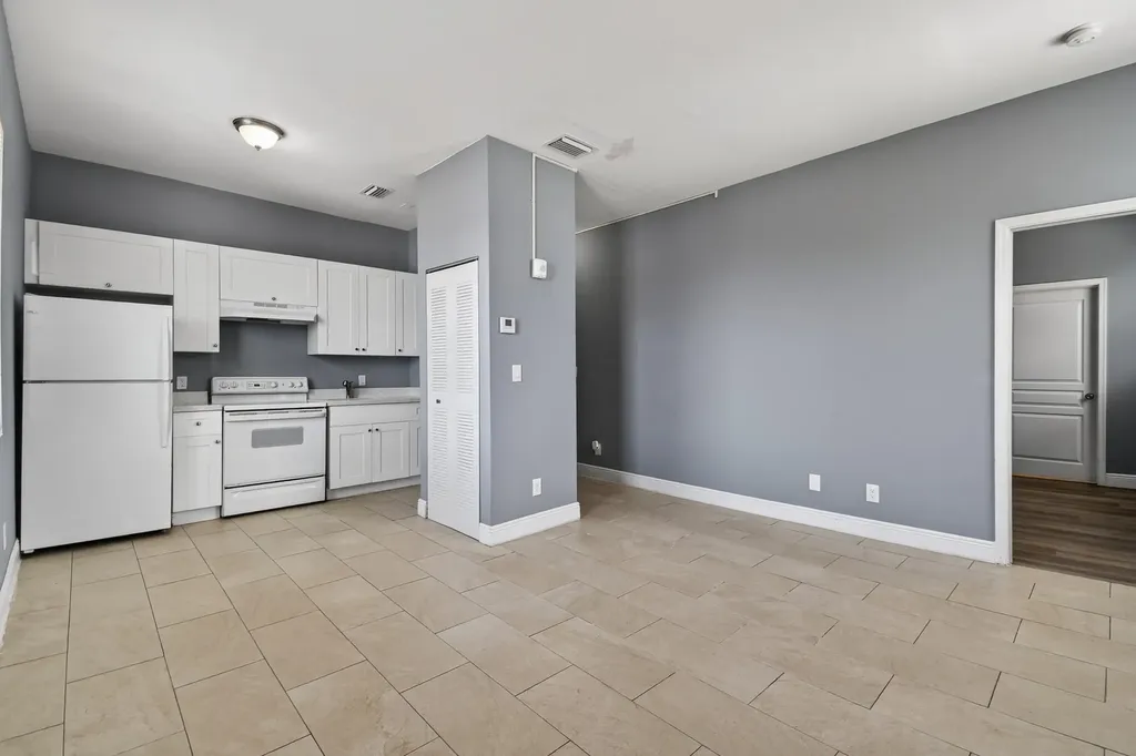 1401 Division Avenue West Palm Beach FL 33401