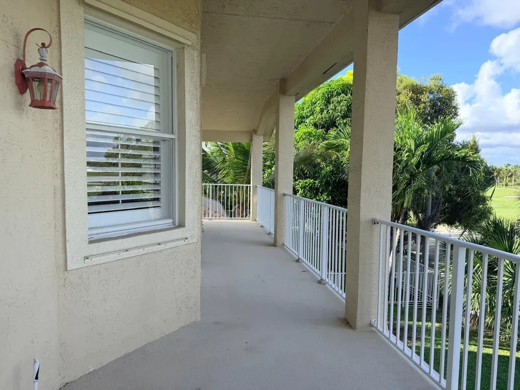 2285 Ridgewood Circle Royal Palm Beach FL 33411