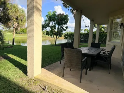 2285 Ridgewood Circle Royal Palm Beach FL 33411