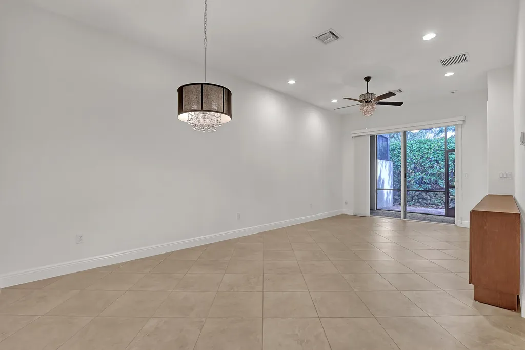 14804 Via Porta Delray Beach FL 33446