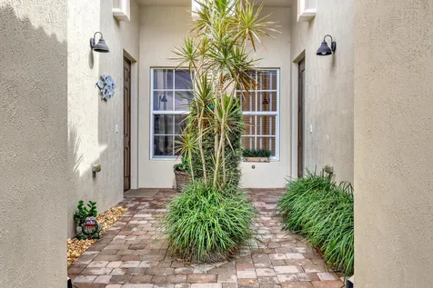 14804 Via Porta Delray Beach FL 33446