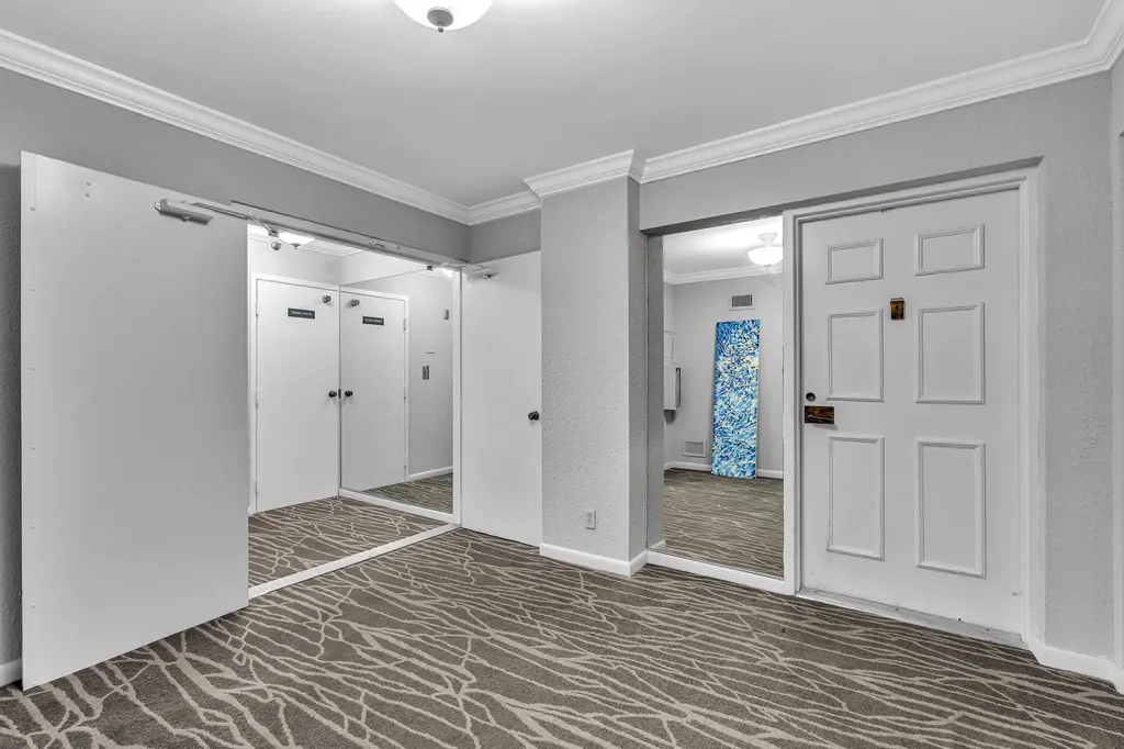 7564 Regency Lake Drive Boca Raton FL 33433