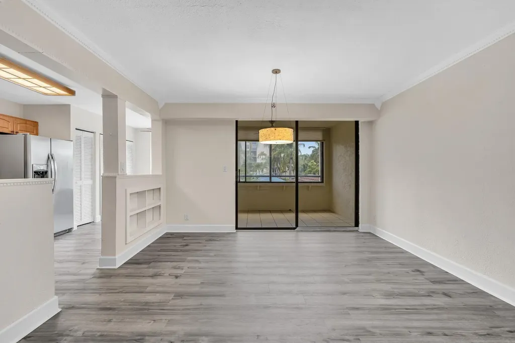 7564 Regency Lake Drive Boca Raton FL 33433