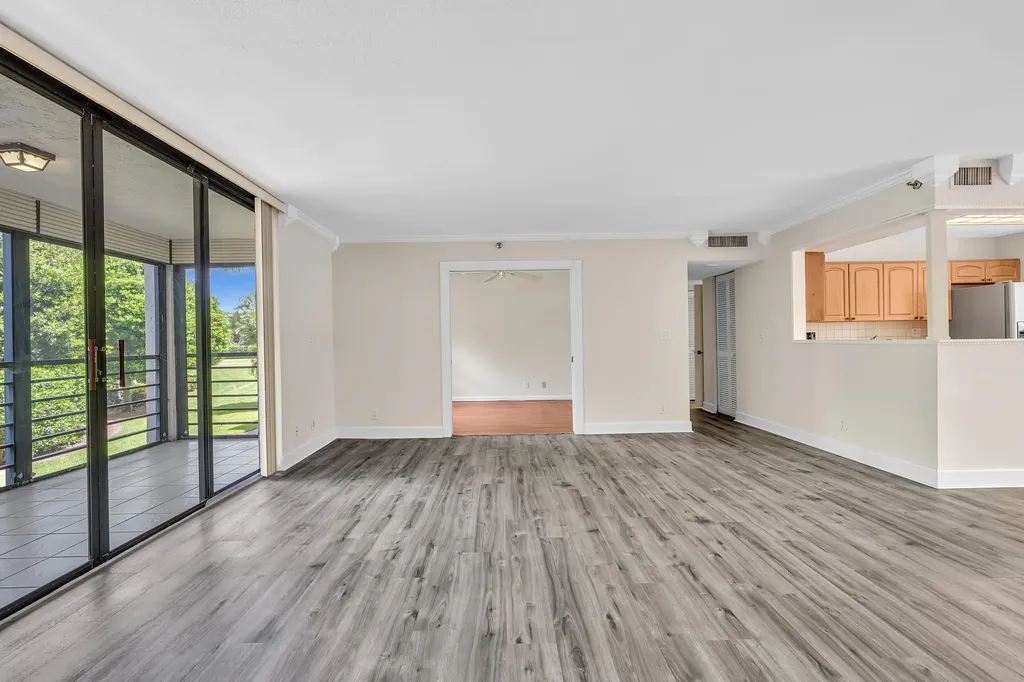 7564 Regency Lake Drive Boca Raton FL 33433