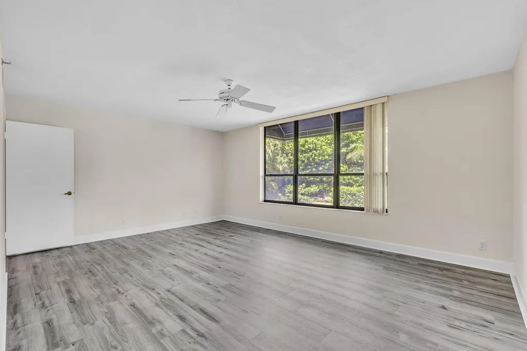 7564 Regency Lake Drive Boca Raton FL 33433