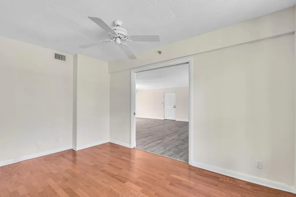 7564 Regency Lake Drive Boca Raton FL 33433