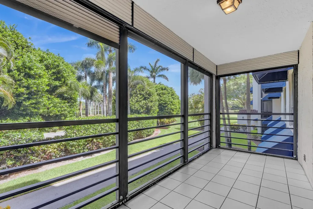 7564 Regency Lake Drive Boca Raton FL 33433