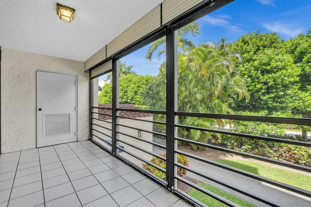 7564 Regency Lake Drive Boca Raton FL 33433