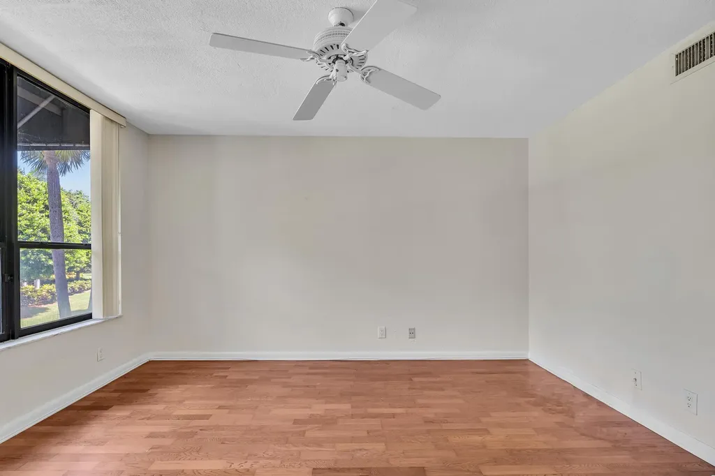 7564 Regency Lake Drive Boca Raton FL 33433