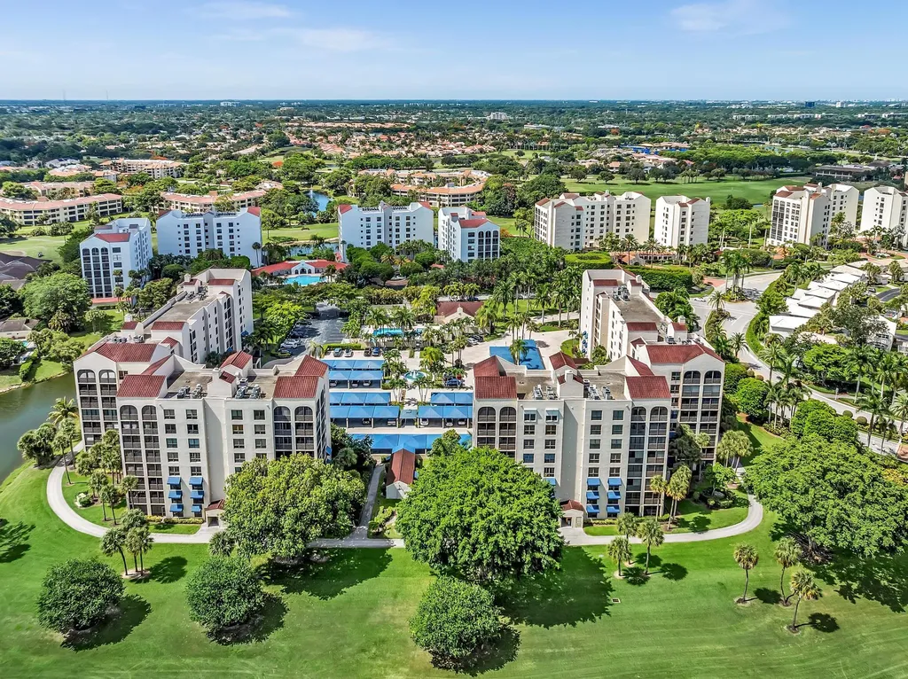 7564 Regency Lake Drive Boca Raton FL 33433