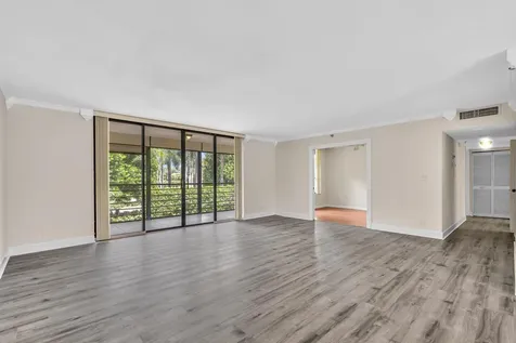 7564 Regency Lake Drive Boca Raton FL 33433