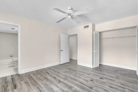 7564 Regency Lake Drive Boca Raton FL 33433